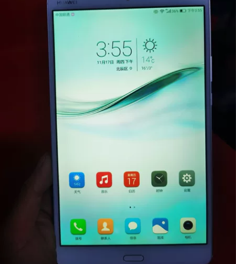 M3平板 32g可以插入电话卡打电话。屏幕...