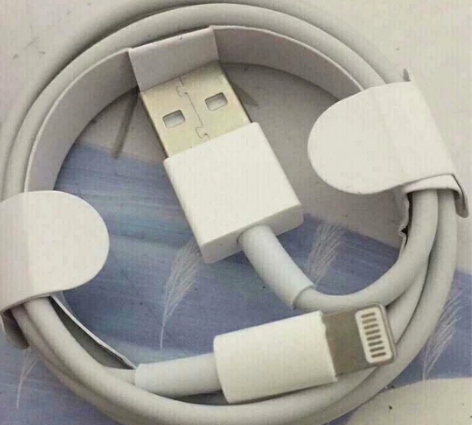 个人闲置转让苹果原装充电器数据线 感兴趣的...