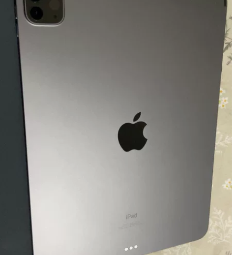 iPad pro 2021基本全新 个人一...