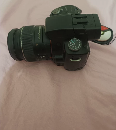 索尼单反,型号SLTA35,以前买的热度3...