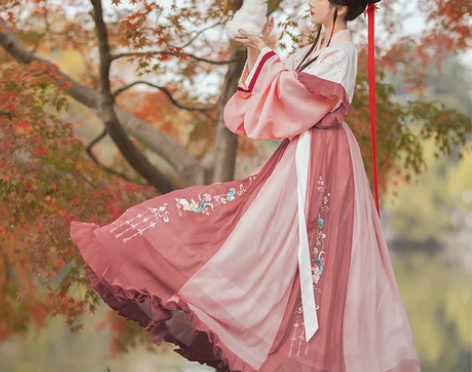 醉雨朵兔莲语汉服女正品原创中国风白菜晋制齐...