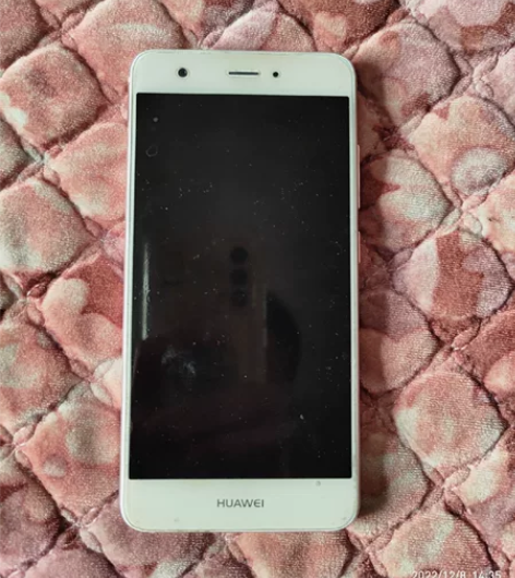 华为nova手机、 64G、玫瑰金、高通6...