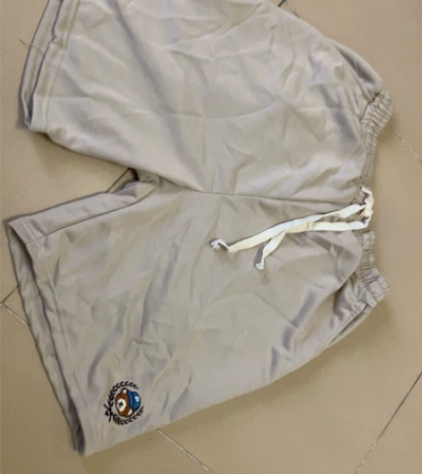 卡其色日系复古小熊刺绣短裤潮牌宽松运动百搭...