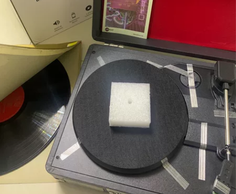 黑胶唱片机 全新仅拆封试音完好无损，包装都...