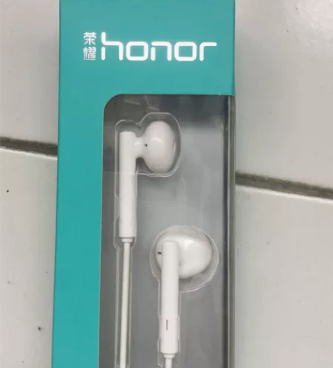 出荣耀半入式耳机，全新旗舰店正品 感兴趣的...