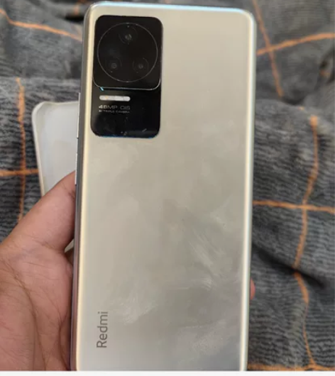 出一台红米k50备用机，8+128 边框屏...