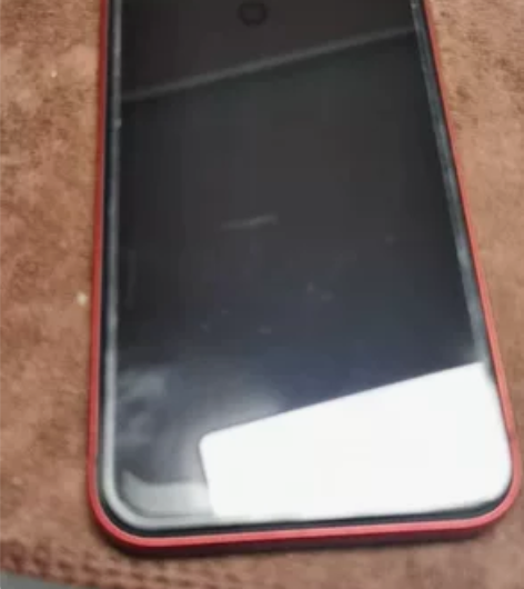 iPhone 11 国行 128G 一点磕...