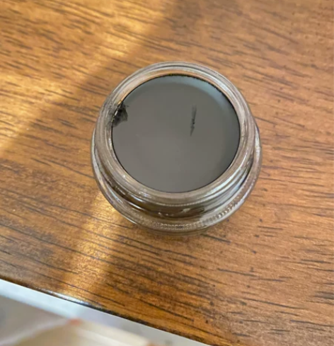 广州专柜入，可做眼线和眼影，只用过一次，手...
