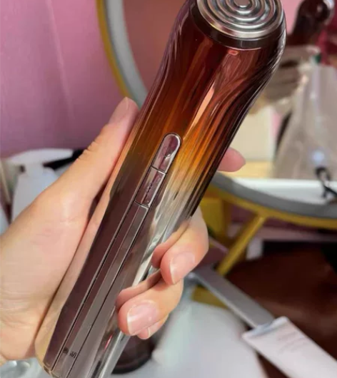 旗舰店雅萌五代美容仪四只凝胶有梳子 感兴趣...