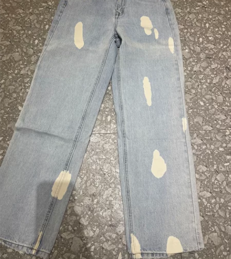 实体店断码清仓全新直筒牛仔裤喷漆式工艺小众...