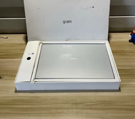 lg gram16 2021款 11代i5...