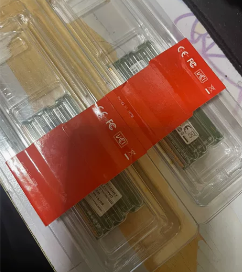 换了16G内存，出售两条8G内存，笔记本原...