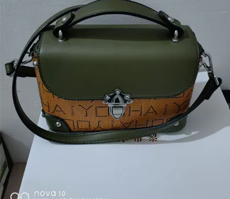 女士真皮斜挎包 感兴趣的话点“我想要”和我...