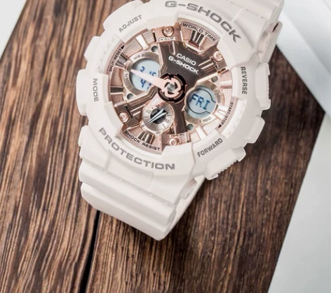 卡西欧 白色手表 有吊牌便宜出 买来没带过...