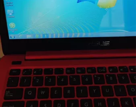 成色95新的办公笔记本 华硕E402s四核...