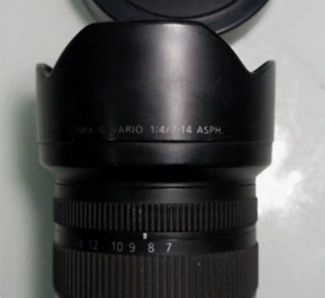 松下7-14mm F4 超广角镜头 4/3...