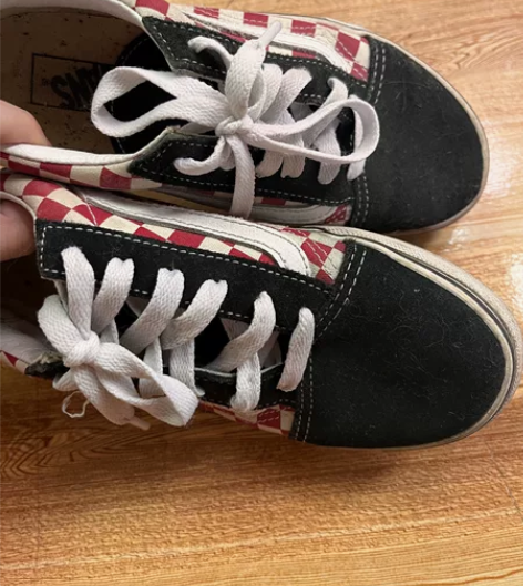 vans 图1 八成新吧 穿了半个月闲置了...