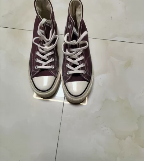 匡威36码。经典款高帮 感兴趣的话点“我想...