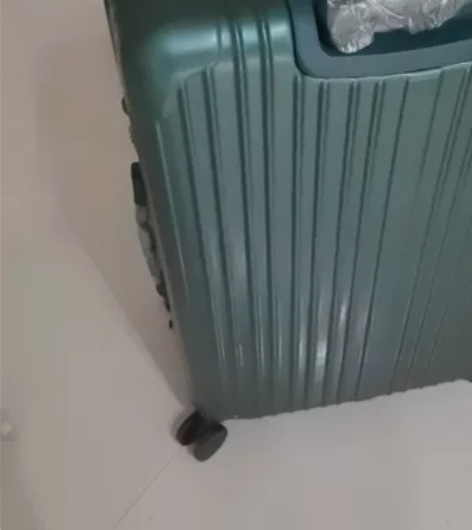 秀乐途拉杆箱全新未使用28寸，#万向轮拉杆...