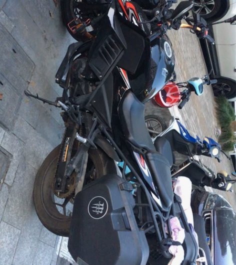 个人摩托车转让，鹏城牌PC200-2S，出...