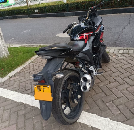 2020年新出厂新购铃木GSX150F摩托...
