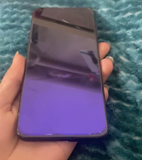 华为Nova4全原装 就后盖有点碎了其他都...