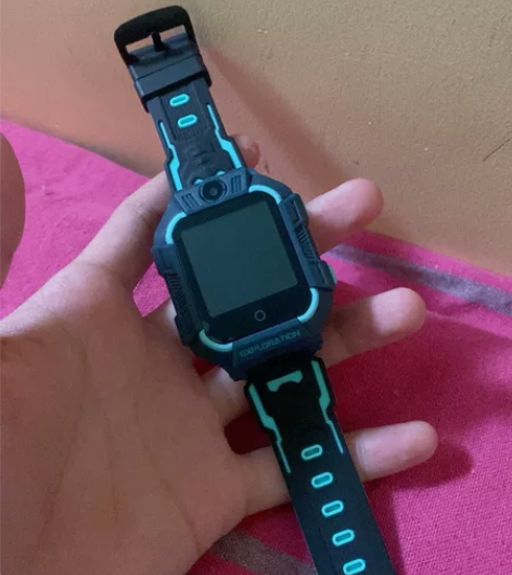 古讴卡电话手表 2颗摄像头 可翻转 支付宝...