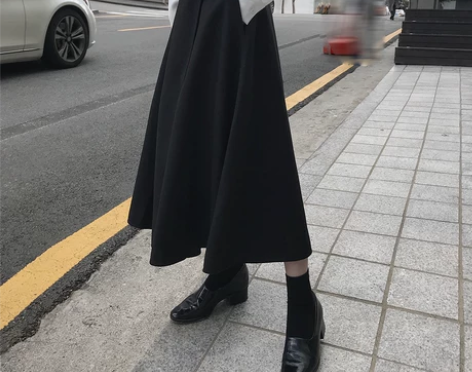 黑色毛呢大摆裙半身裙女 不对称中长款高腰显...