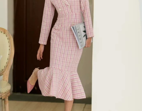 小香风粉色格子毛呢连衣裙女初秋季2019新...