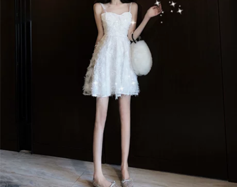 赫本女夏仙气蕾丝连衣裙夏季气质超仙吊带裙蓬...