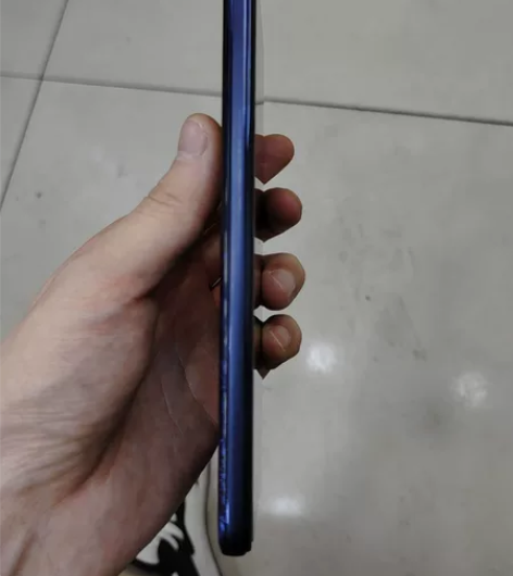 红米k50 8+256 全套。 在保修23...