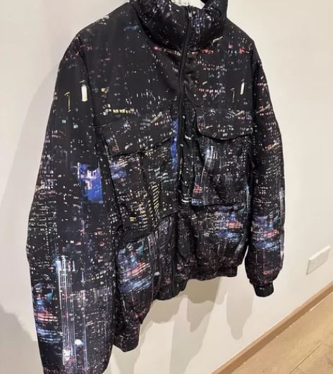 UR男白鸭绒羽绒服 只穿过几次，未洗过未变...