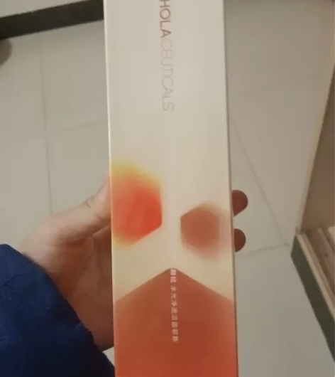 赫拉洁面慕斯 正品有防伪码。180ml 全...