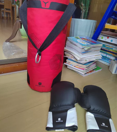 儿童拳击训练套装，全新，高54cm 直径1...