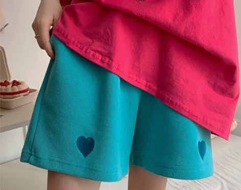 全新运动休闲短裤女夏季买大了低价出了，自提...