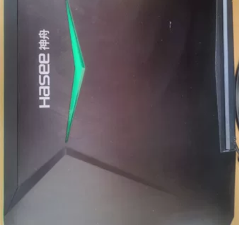 神舟战神游戏本，两年前上大学制图需要，很少...