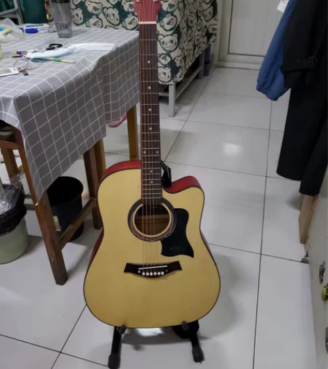 自用吉他 东西齐全 可刀 感兴趣的话点“我...