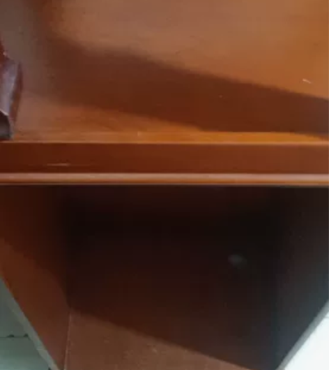 实木讲台，成色很新，价格合理。  感兴趣的...