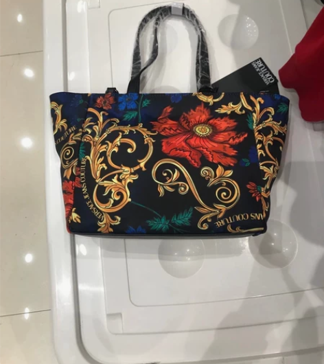 小范女士手提包腋下包宫廷印花铆钉包 清库存...