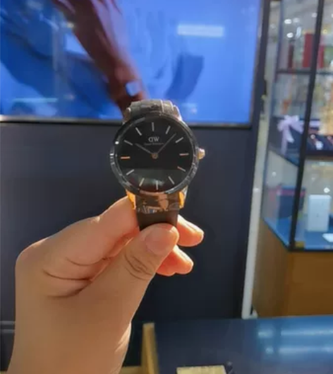 DANIEL WELLINGTON  DW...