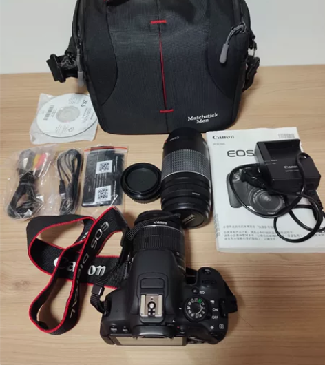 不是玩单反的料，相机在家角落吃灰闲置。佳能...