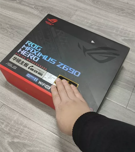 华硕主板 ROG MAXIMUS Z690...