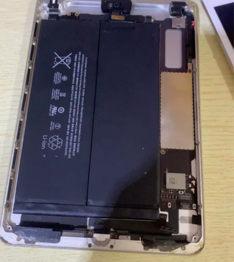 iPad mini2主板没有密码装上屏幕就...