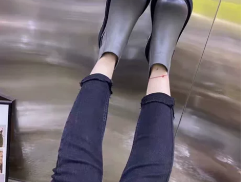真皮暴力熊娃娃鞋，高级灰短烟筒靴，果冻底，...