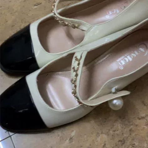 奥古玛丽珍鞋,原价98入的,全新便宜出 感...