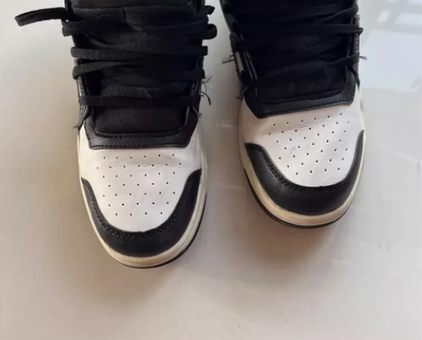 李宁男士高帮篮球文化鞋,皮革,41码,鞋底...