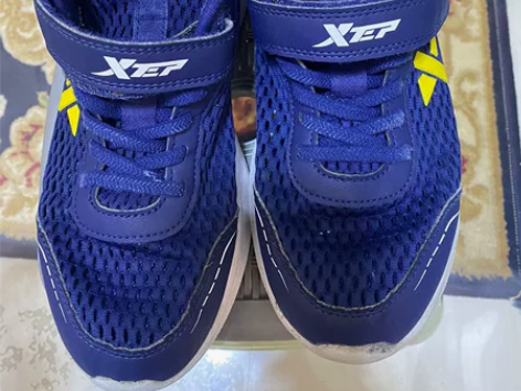 特步男宝鞋蓝色36码闲置转让便宜出，喜欢来...