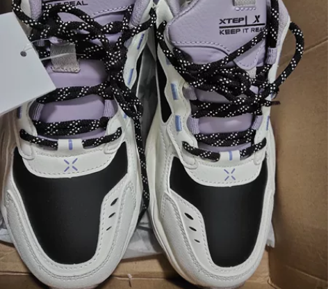 #换季穿新鞋 #XTEP/特步 #鞋架 特...