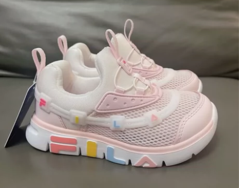 FILA童鞋毛毛虫软底。25cm全新未穿。...