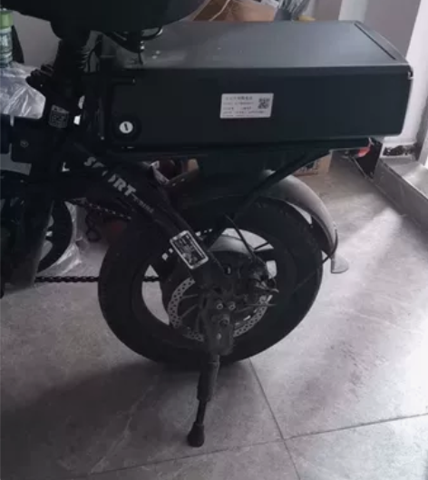 八月底新买的名顶折叠电动车40安电池发票啥...
